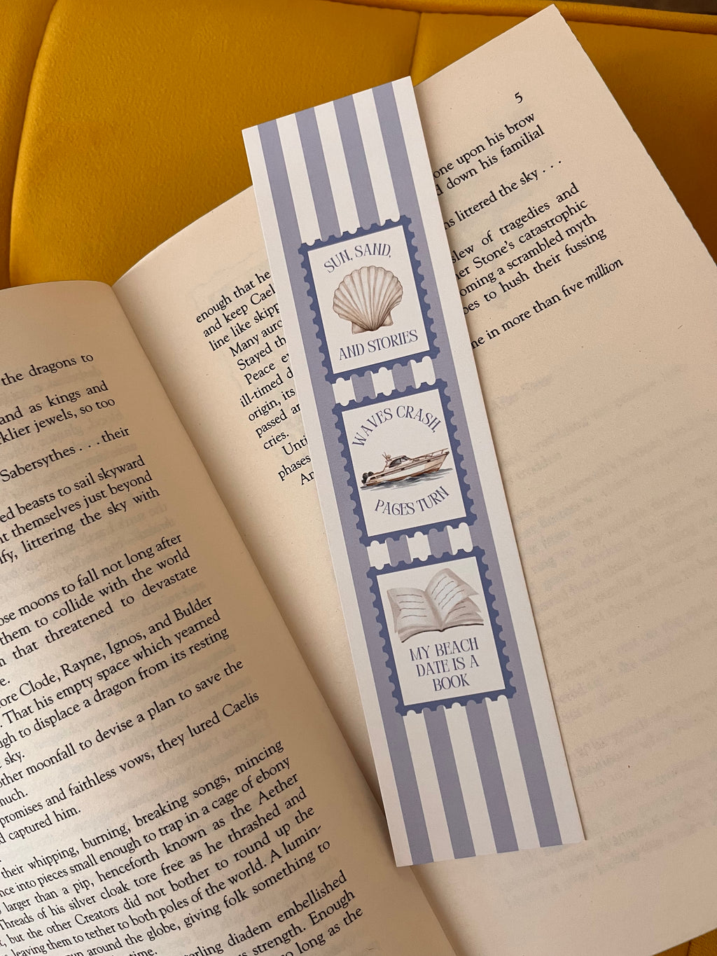 Bookmark " My beach date is a book"